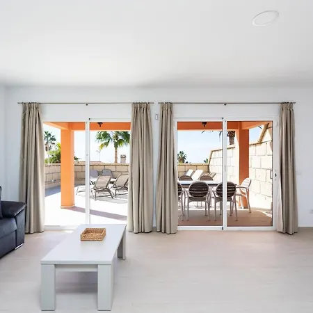 Villa Isotta By Holiday World