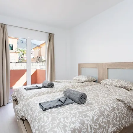Villa Isotta By Holiday World Costa Adeje (Tenerife)