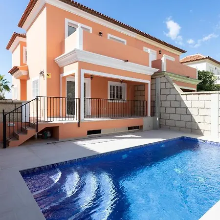 Isotta By Holiday World * Costa Adeje (Tenerife)