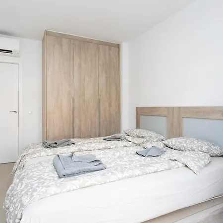 Villa Isotta By Holiday World